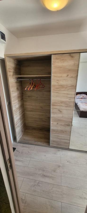 Studio 32 Bulevardul Oltenia Крайова Екстер'єр фото